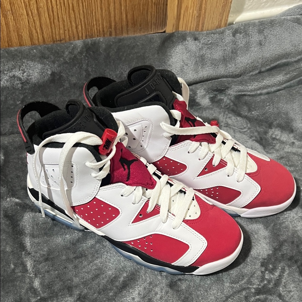 Jordan Kids Red and White Sneakers